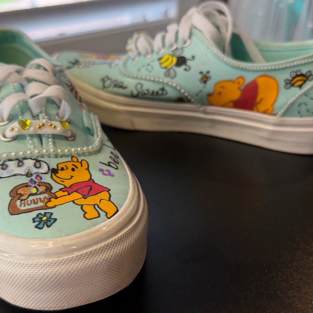 Hand embellished One of a kind Winnie The Pooh Themed Tennis shoe, size 6.5. - Picture 5 of 17